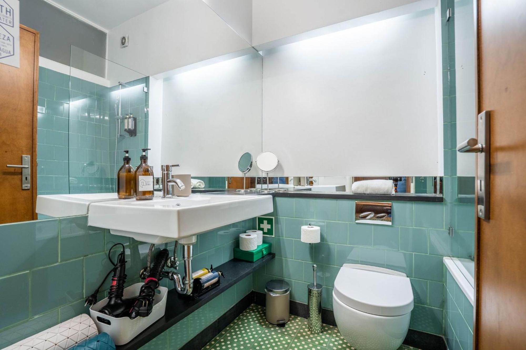 Firmeza388 Charming Flats Apartment Порто Екстериор снимка